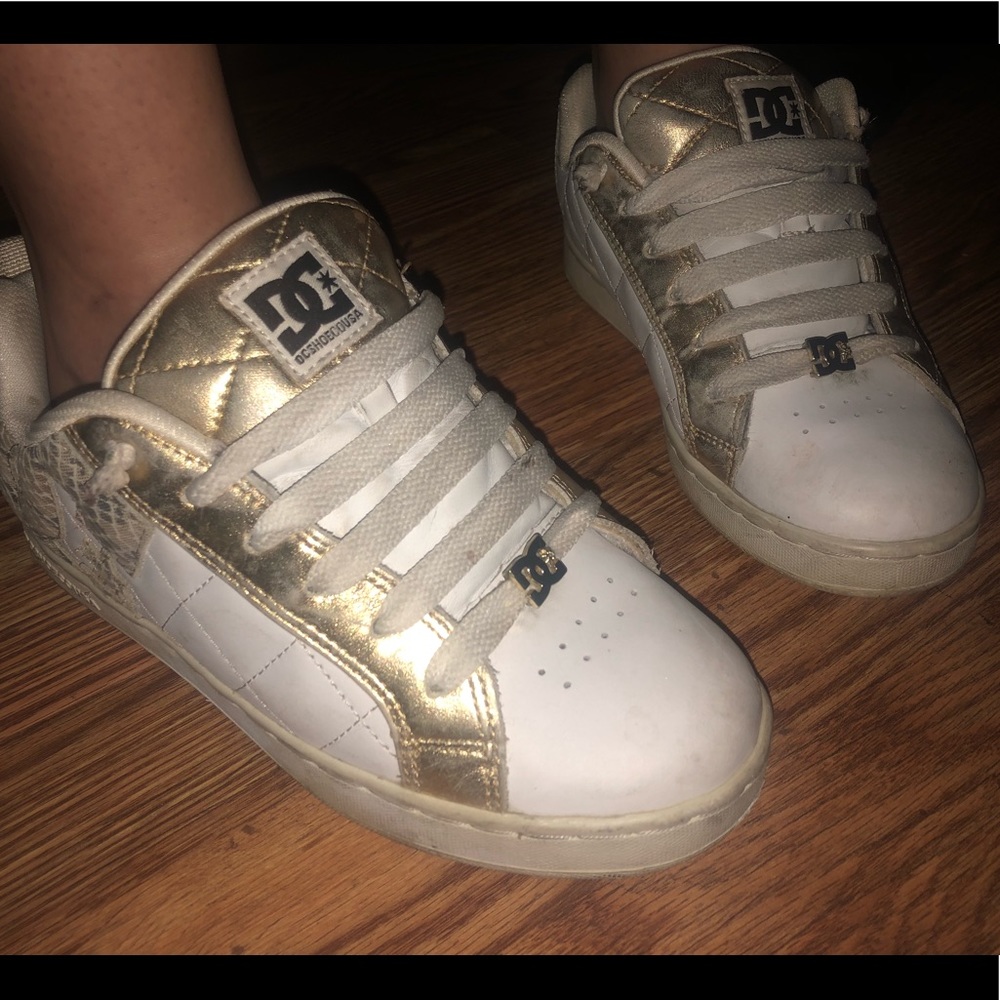 Women’s Size 6.5 DC SHOES